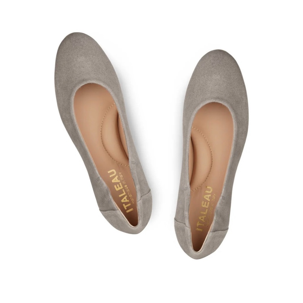 Italeau Suede Flats